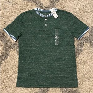 GAP boys tee